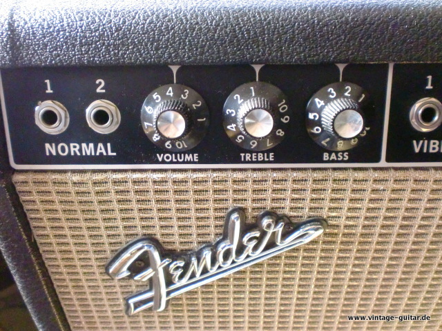 Fender-Deluxe-Reverb_1966-003.JPG