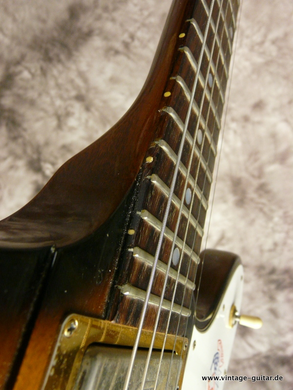 Gibson-Firebird-76-Bicentennial-1976-015.JPG