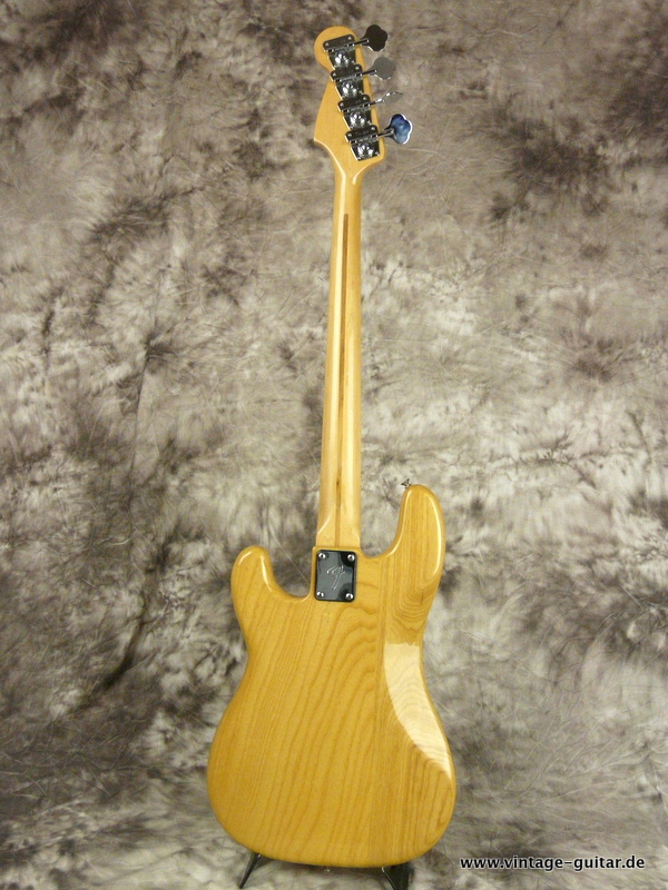 Fender-Precision_Bass_natural-1979-003.JPG