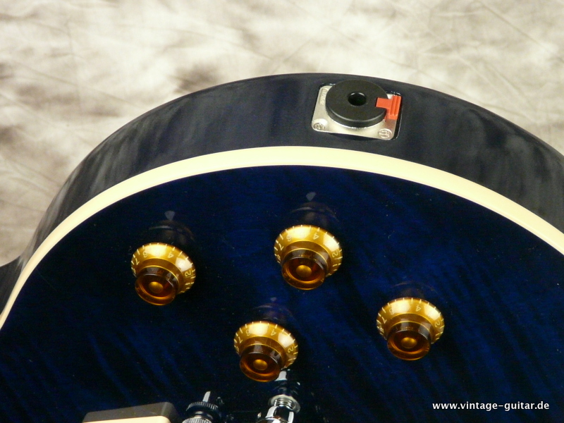 Gibson_Les_Paul_Traditional-chicago-blue-2011-012.JPG