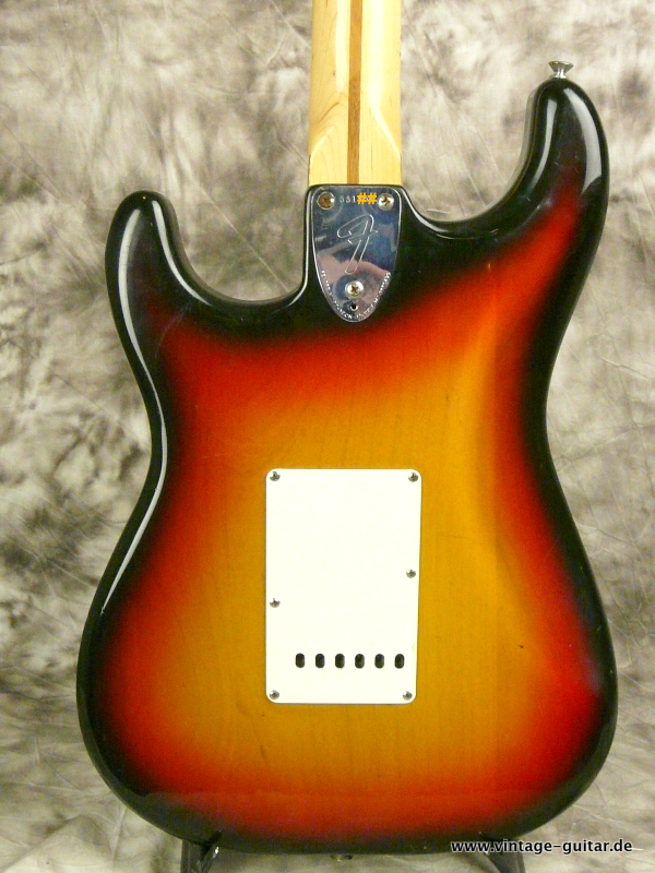 Fender_Stratocaster-1974-sunburst-rosewood-005.JPG