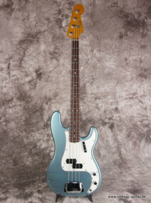 Fender_Precision_Ice-Blue-Metallic-1966-001.JPG