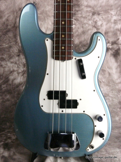 Fender_Precision_Ice-Blue-Metallic-1966-002.JPG