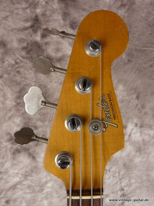 Fender_Precision_Ice-Blue-Metallic-1966-007.JPG