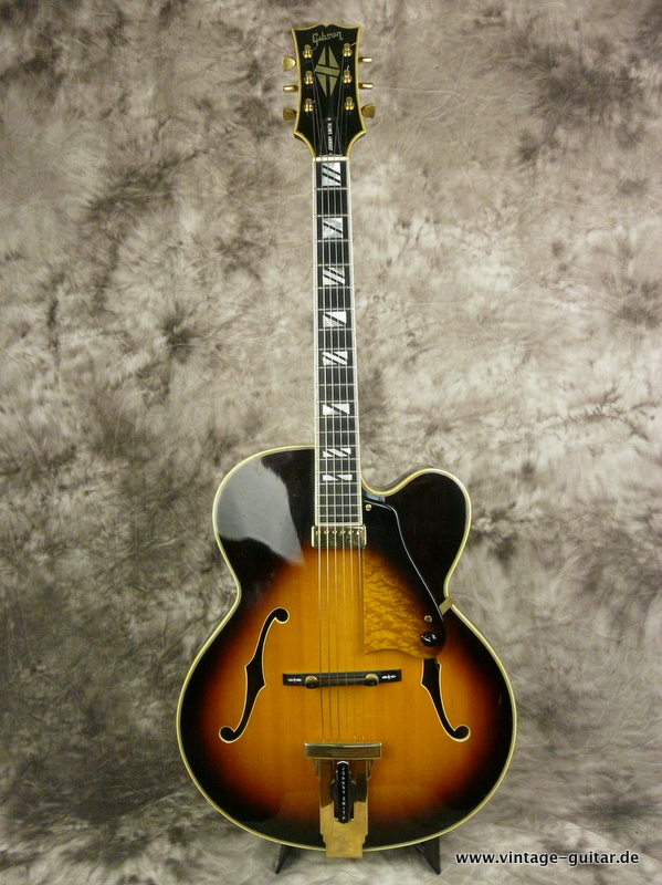 Gibson-Johnny-Smith-1974-sunburst-001.JPG