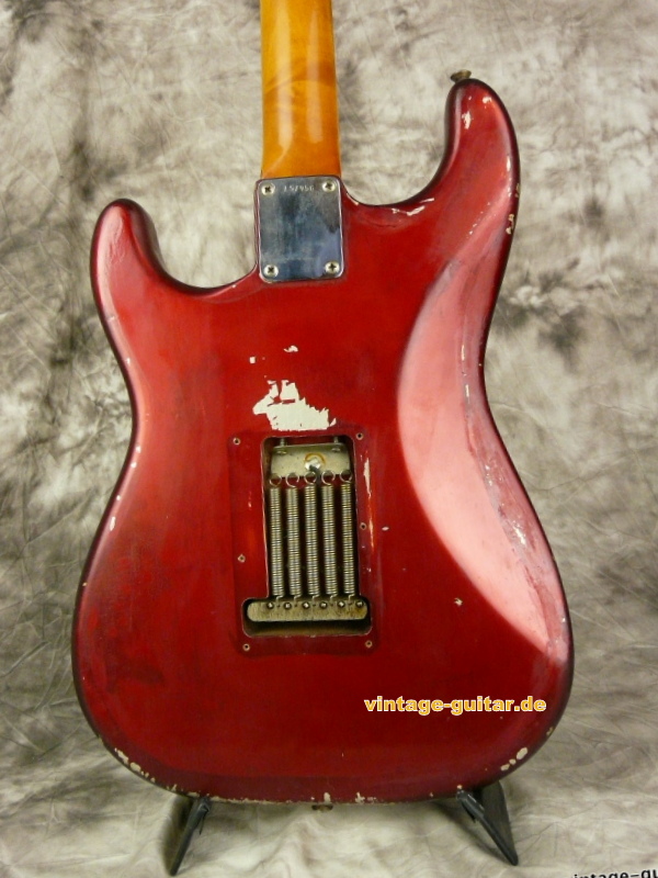 Fender-Stratocaster_1965-candy-apple-red-004.JPG