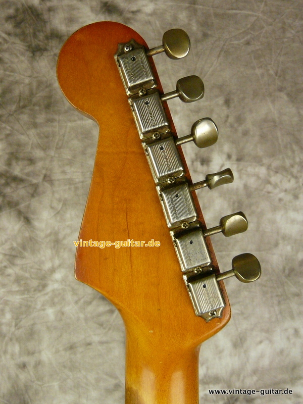 Fender-Stratocaster_1965-candy-apple-red-010.JPG
