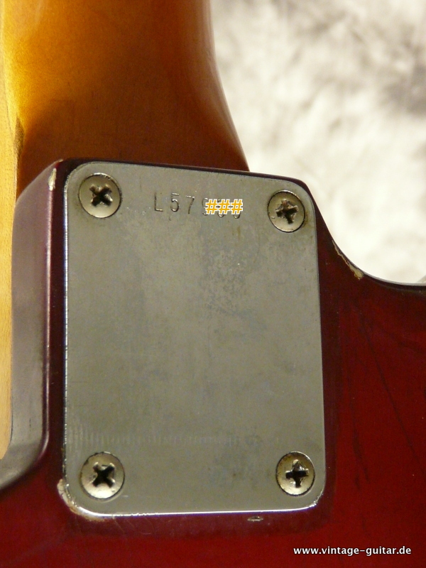 Fender-Stratocaster_1965-candy-apple-red-018.JPG