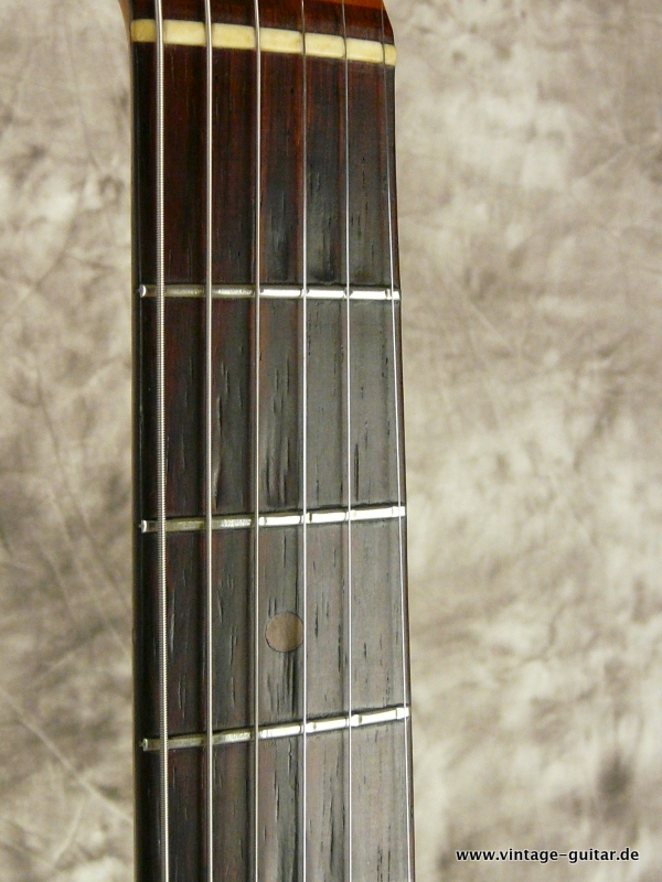 Fender-Stratocaster_1965-candy-apple-red-020.JPG