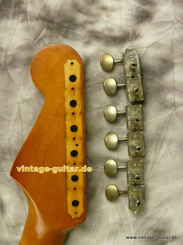 Fender-Stratocaster_1965-candy-apple-red-034.JPG