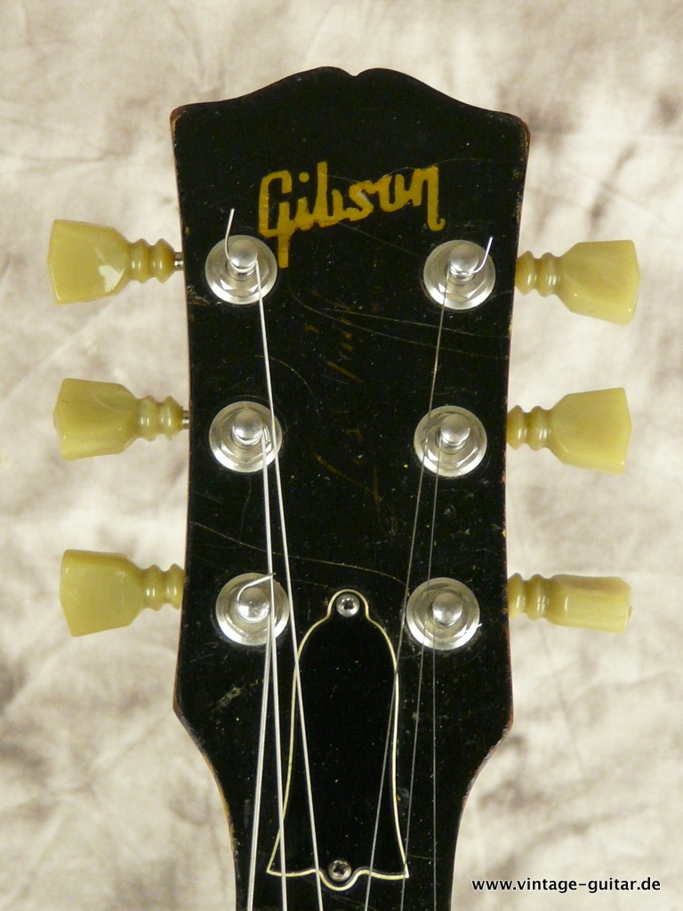Gibson_Les-Paul_Goldtop-converted_humbucker-stoptail-piece-003.JPG