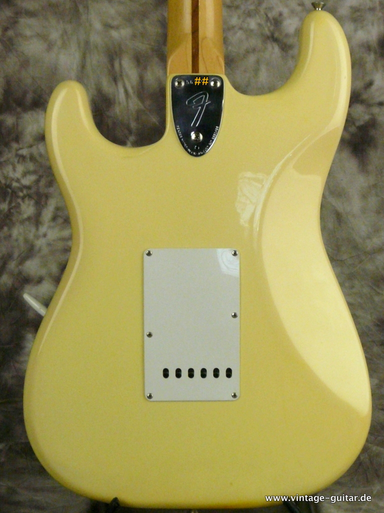 Fender-stratocaster-1974-olympic_white-005.JPG