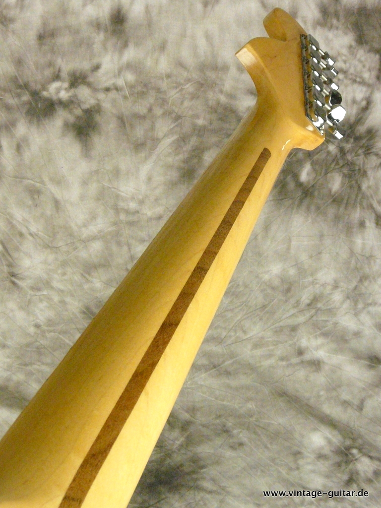 Fender-stratocaster-1974-olympic_white-010.JPG