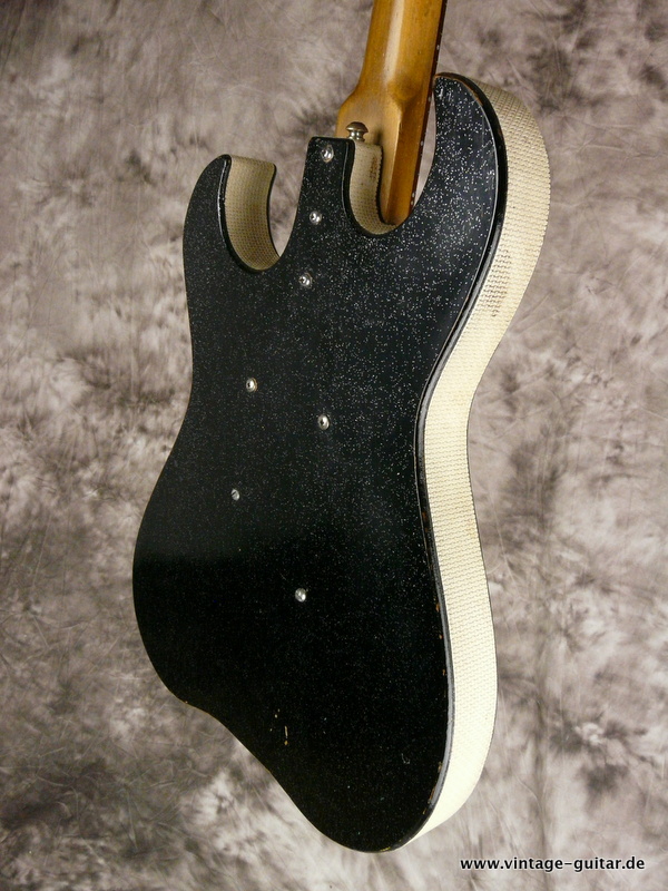 Danelectro-32-frets-guitar-1960s-008.JPG