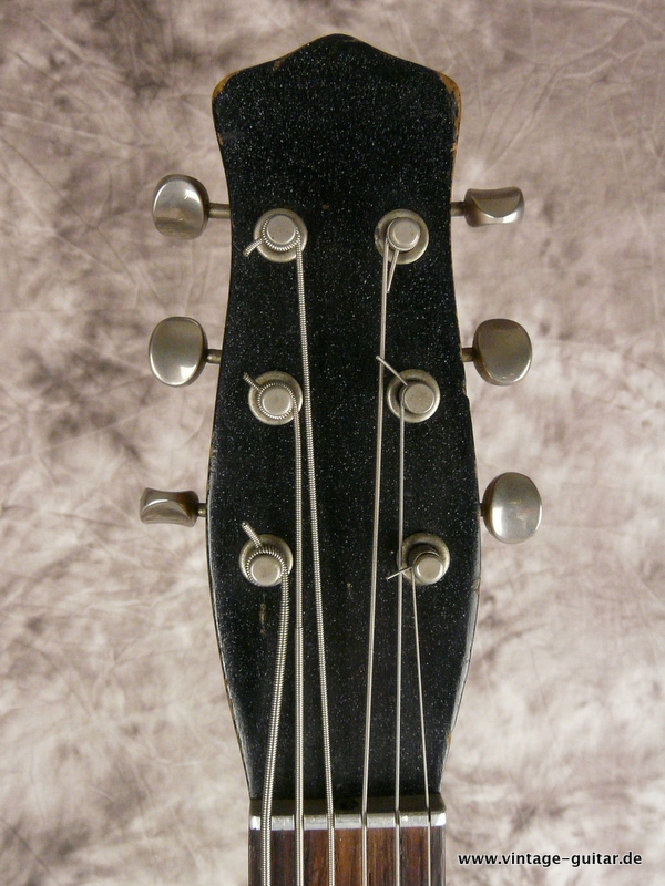 Danelectro-32-frets-guitar-1960s-009.JPG