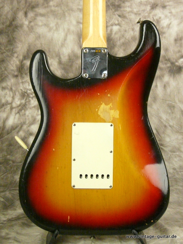Fender_stratocaster-1970-sunburst-005.JPG