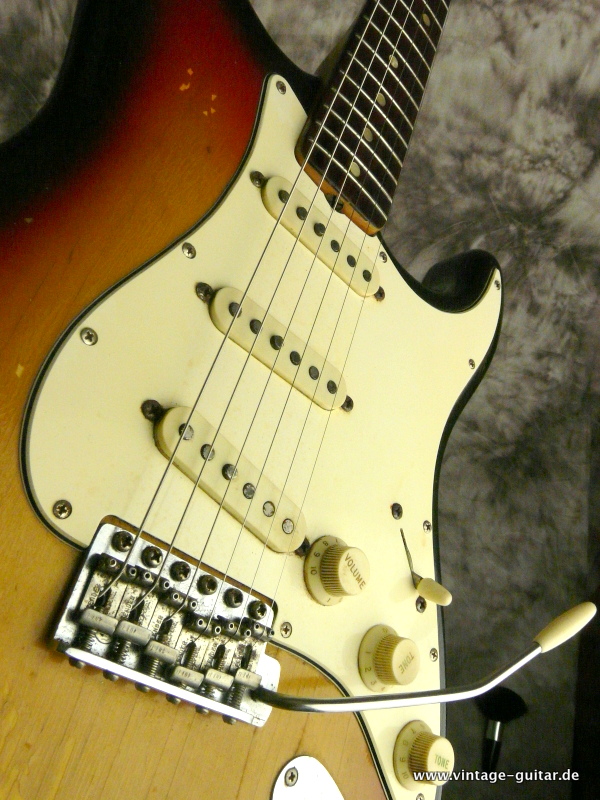 Fender_stratocaster-1970-sunburst-010.JPG
