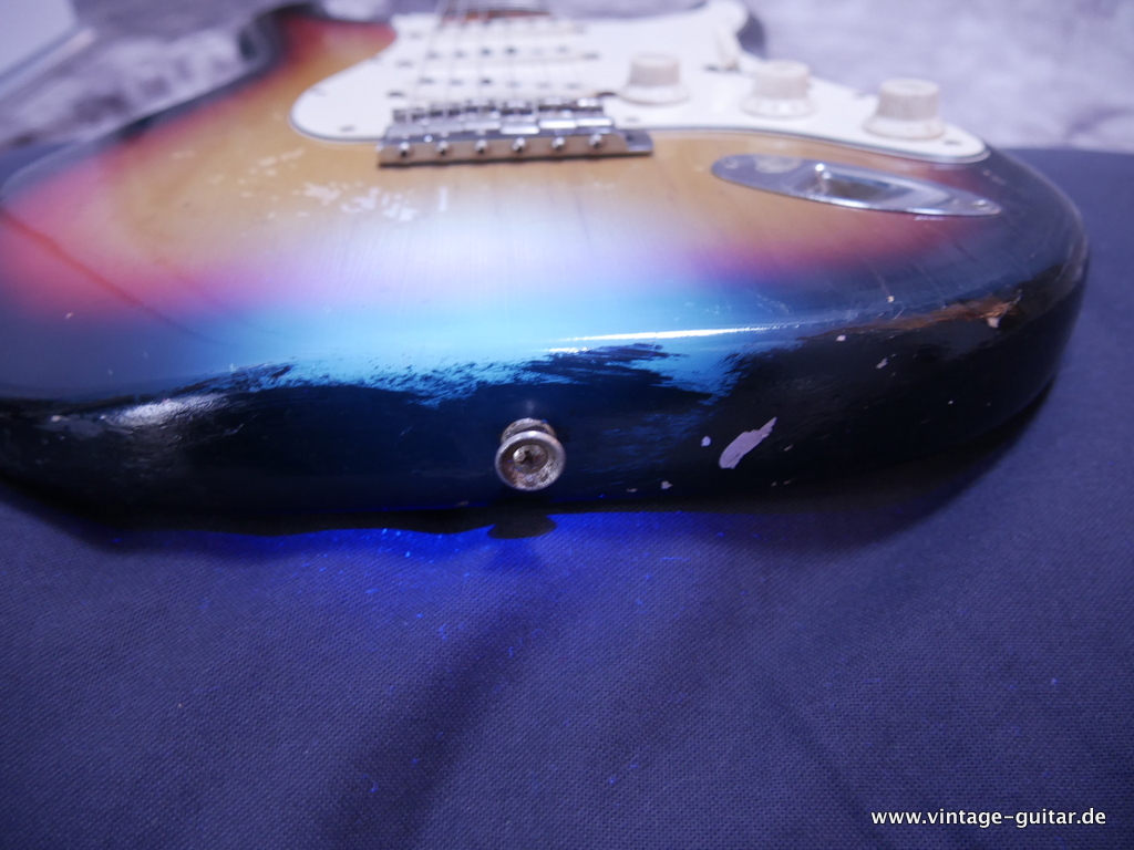 Fender_stratocaster-1970-sunburst-013.JPG
