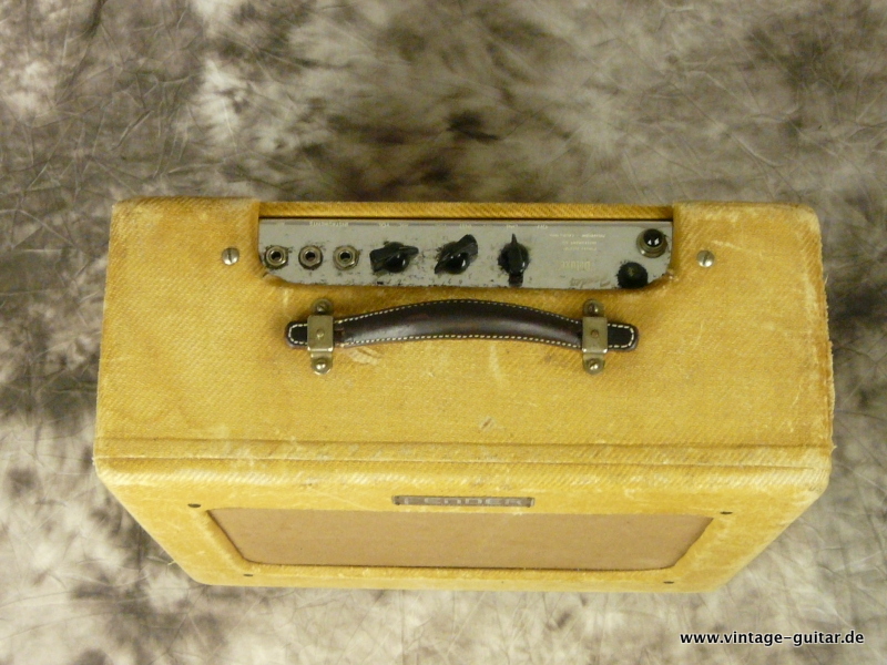 Fender-Deluxe-TV-1950-003.JPG
