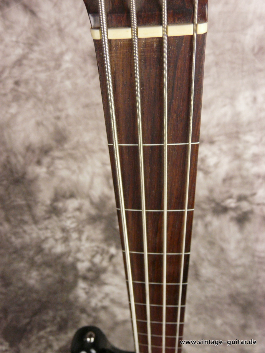 Fender-Precision-Bass-1995-fretless-008.JPG