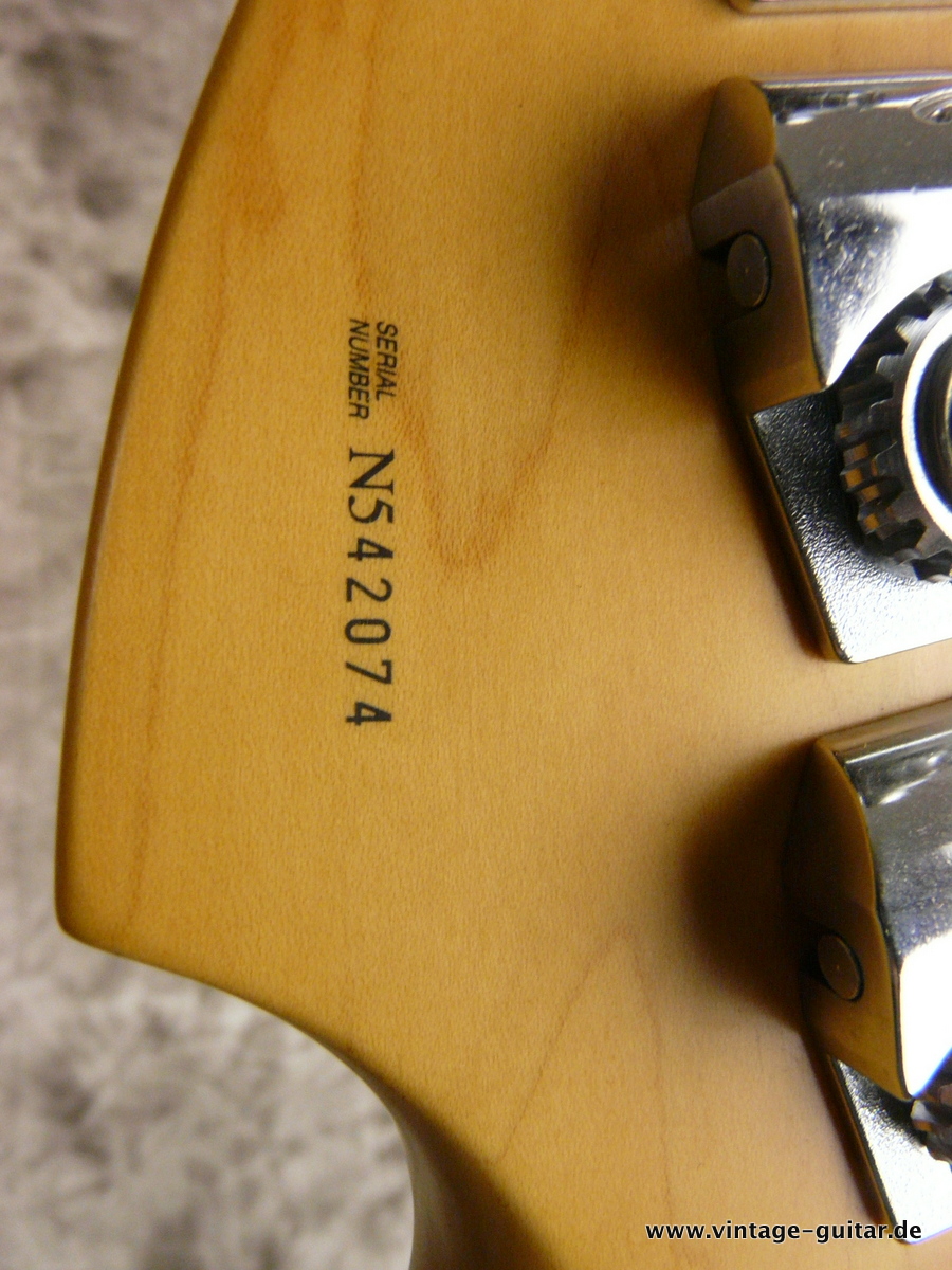 Fender-Precision-Bass-1995-fretless-013.JPG