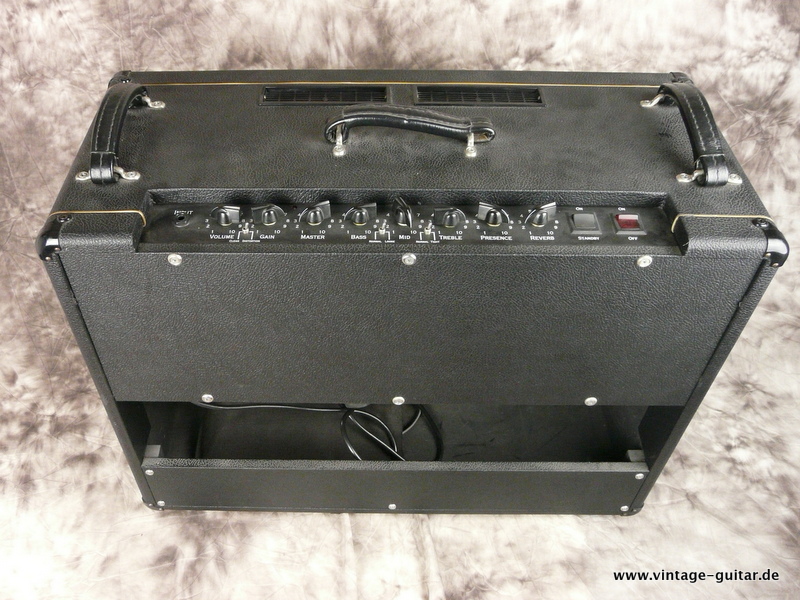 Bedrock-amp-BC50-1993-003.JPG