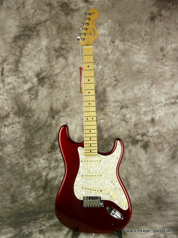 Fender-US-Standard-Stratocaster-mystic-red-2014-001.JPG
