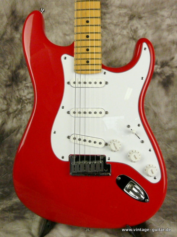 Fender-Stratocaster-US-Standard-hot-rod-red-2000-002.JPG