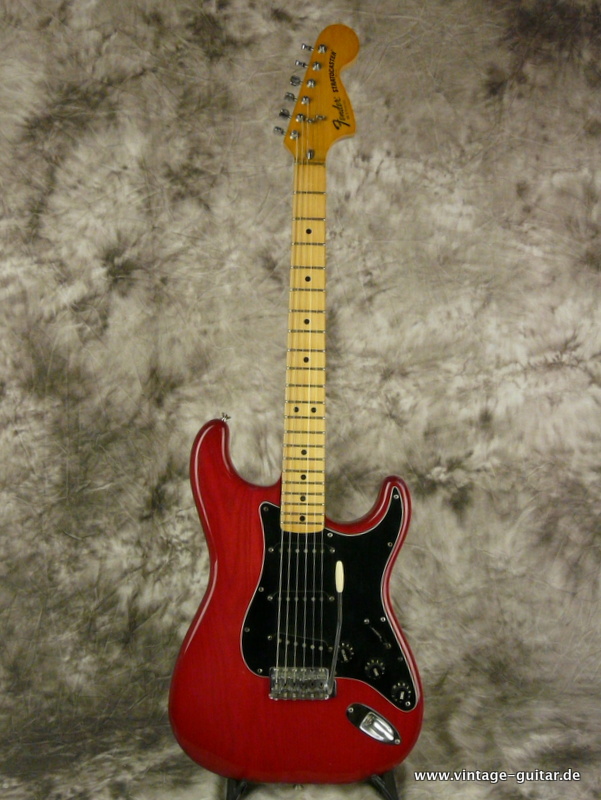Fender-Stratocaster-1980-winered-001.JPG