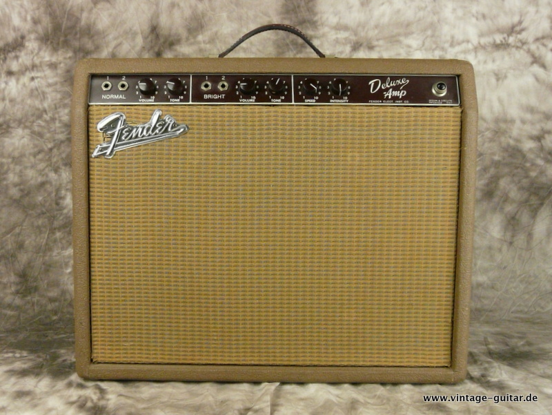 Fender-Deluxe-Amp-1963-brown-tolex-001.JPG