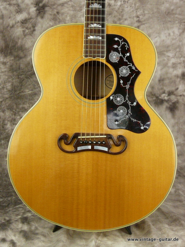 Gibson-J-200-Montana-made-1991-002.JPG