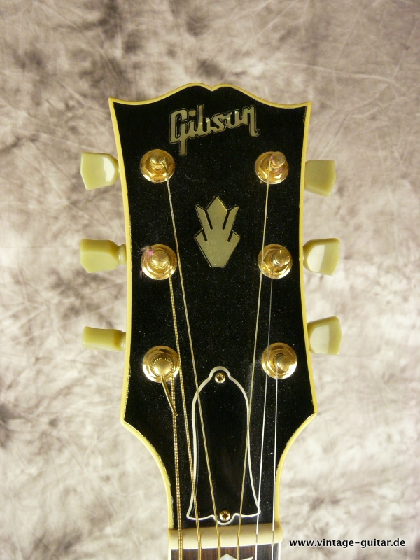 Gibson-J-200-Montana-made-1991-009.JPG