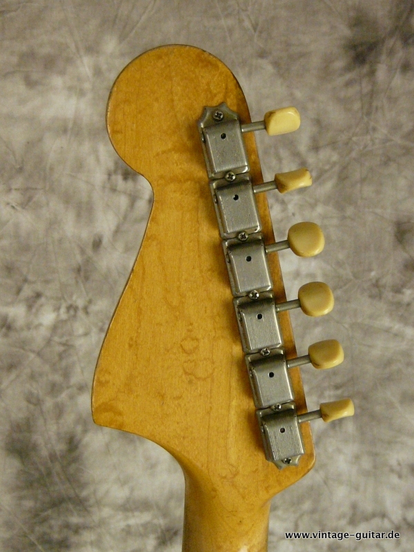 Fender_Mustang-1965-yellow-006.JPG