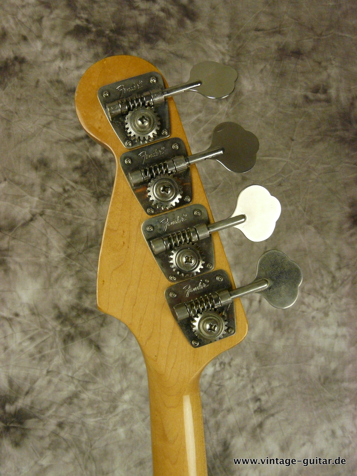 Fender-Precision_Bass-1973-sunburst-J-Bass-Pickup-008.JPG
