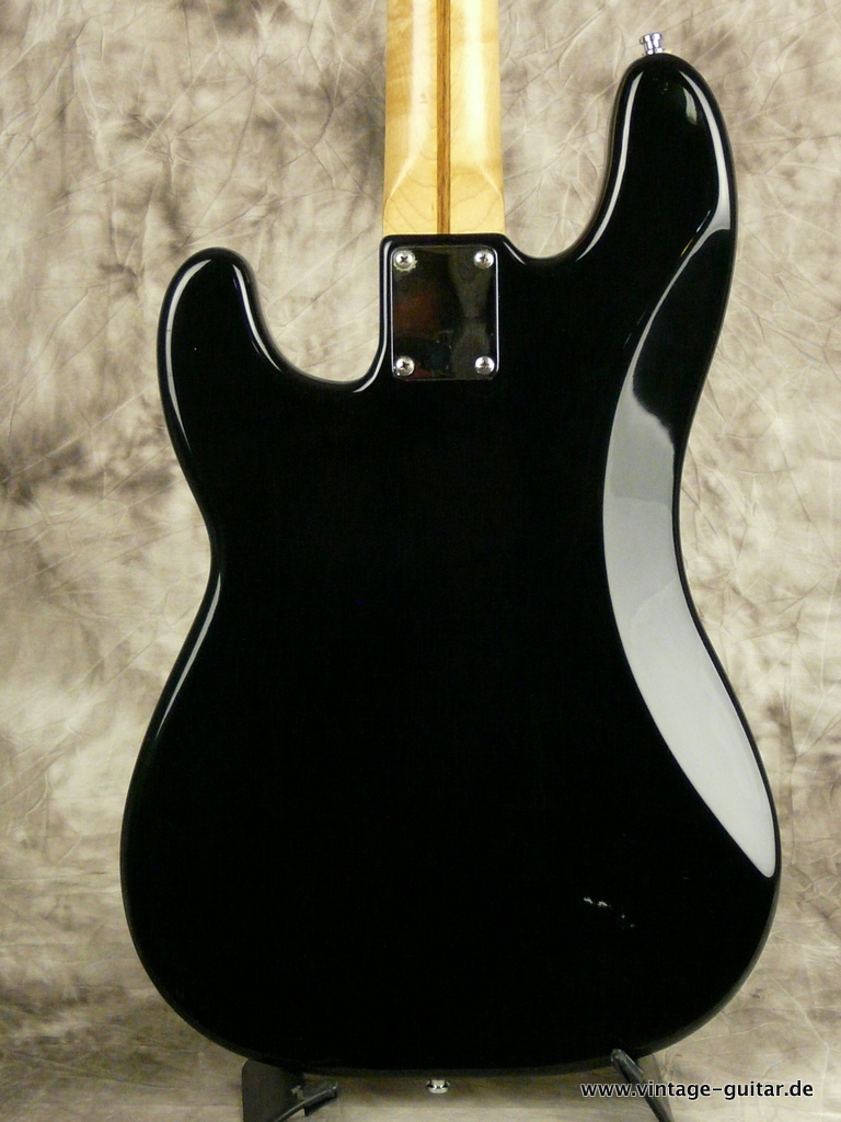 Fender-Precision-Bass-Mexico-black-1995-004.JPG