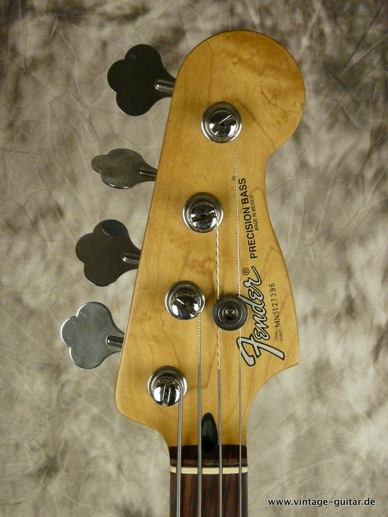 Fender-Precision-Bass-Mexico-black-1995-007.JPG