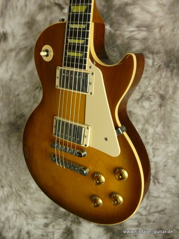 Gibson-Les-Paul-Classic-2000-plain-top-006.JPG