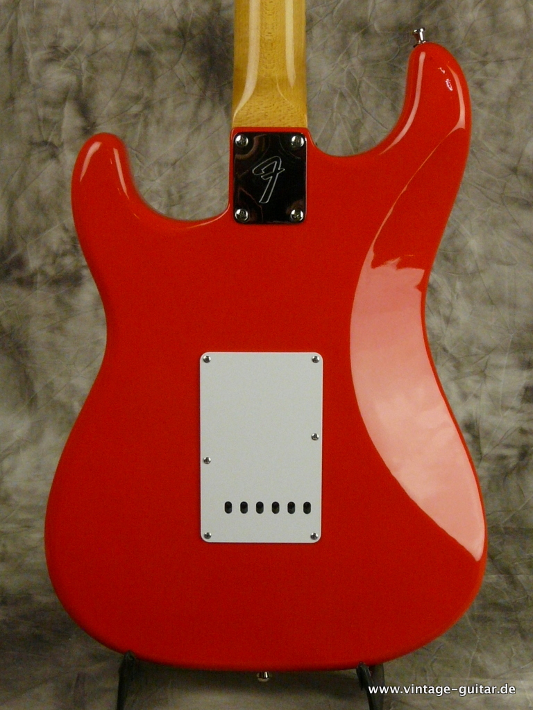 Fender-Stratocaster-Custom-Shop-fiesta-red-006.JPG