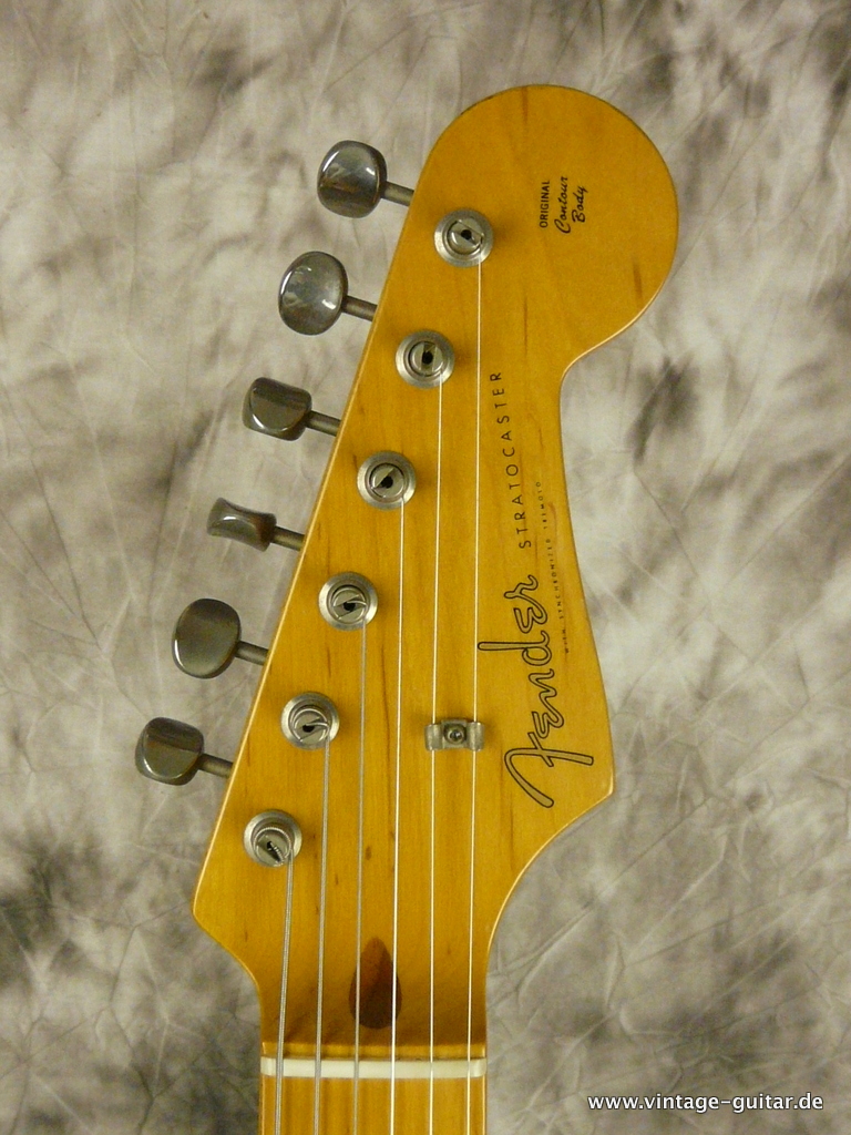 Fender-Stratocaster-Candy-Apple-Japan-Gilmour-007.JPG