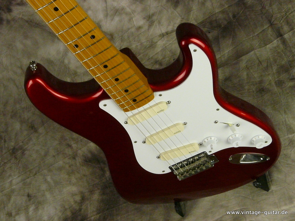Fender-Stratocaster-Candy-Apple-Japan-Gilmour-009.JPG