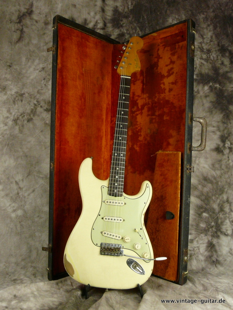 Fender-Stratocaster-1967-olympic-white-refinished-013.JPG