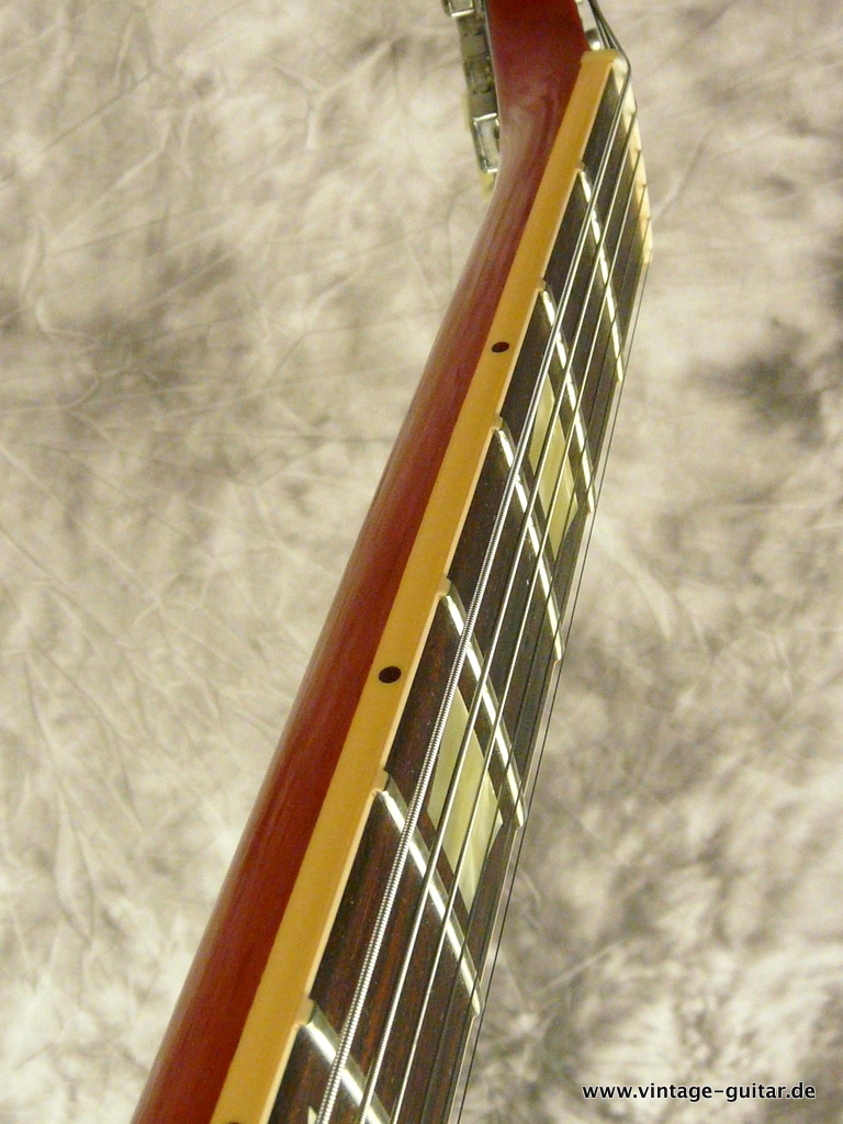Gibson_Les_Paul-Standard-R8-2012-stinger-headstock-008.JPG