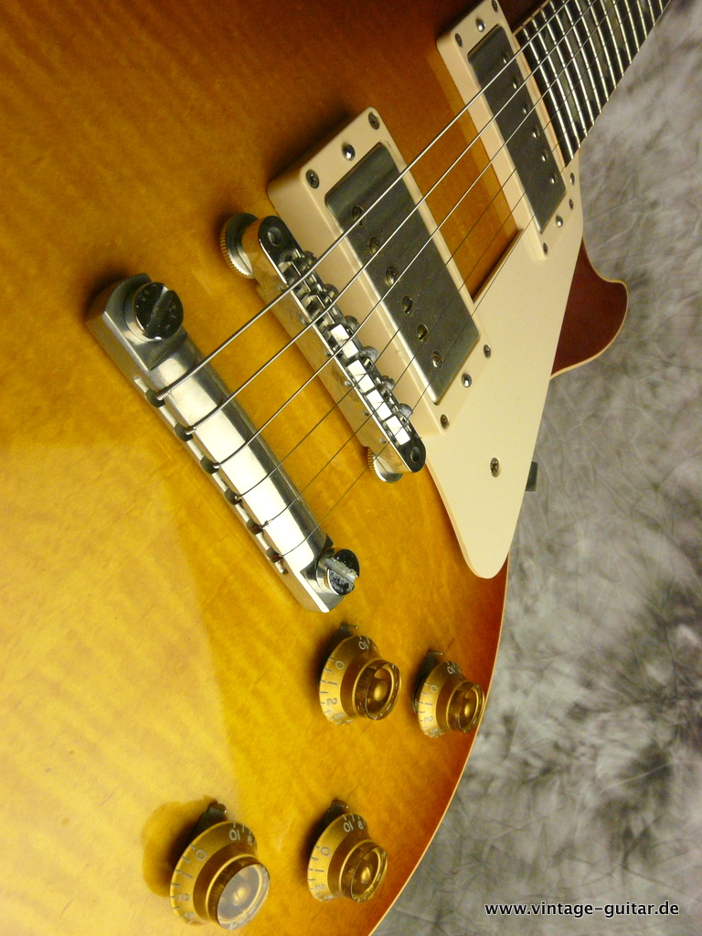 Gibson_Les_Paul-Standard-R8-2012-stinger-headstock-010.JPG