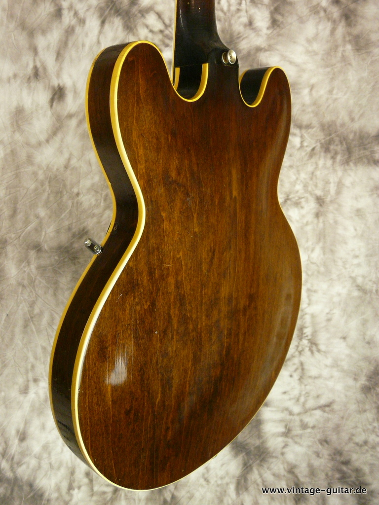 Gibson-ES-330-TD-sunburst-1963-005.JPG