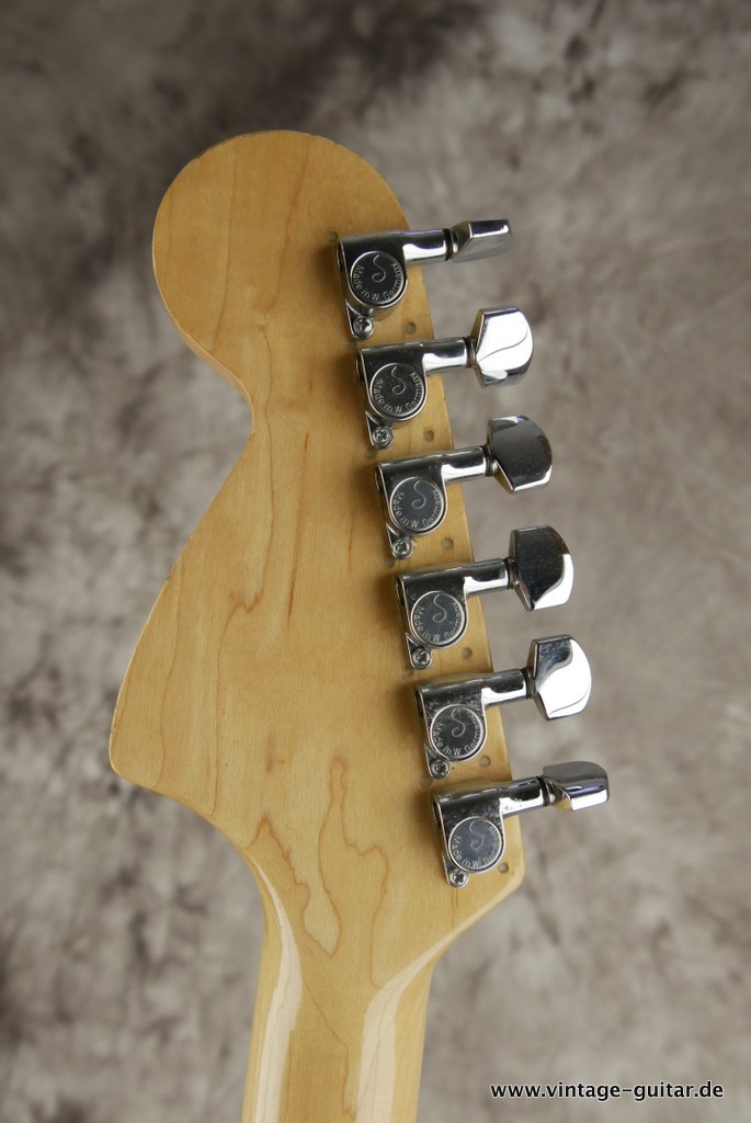 Fender-Stratocaster-1979-black-008.JPG