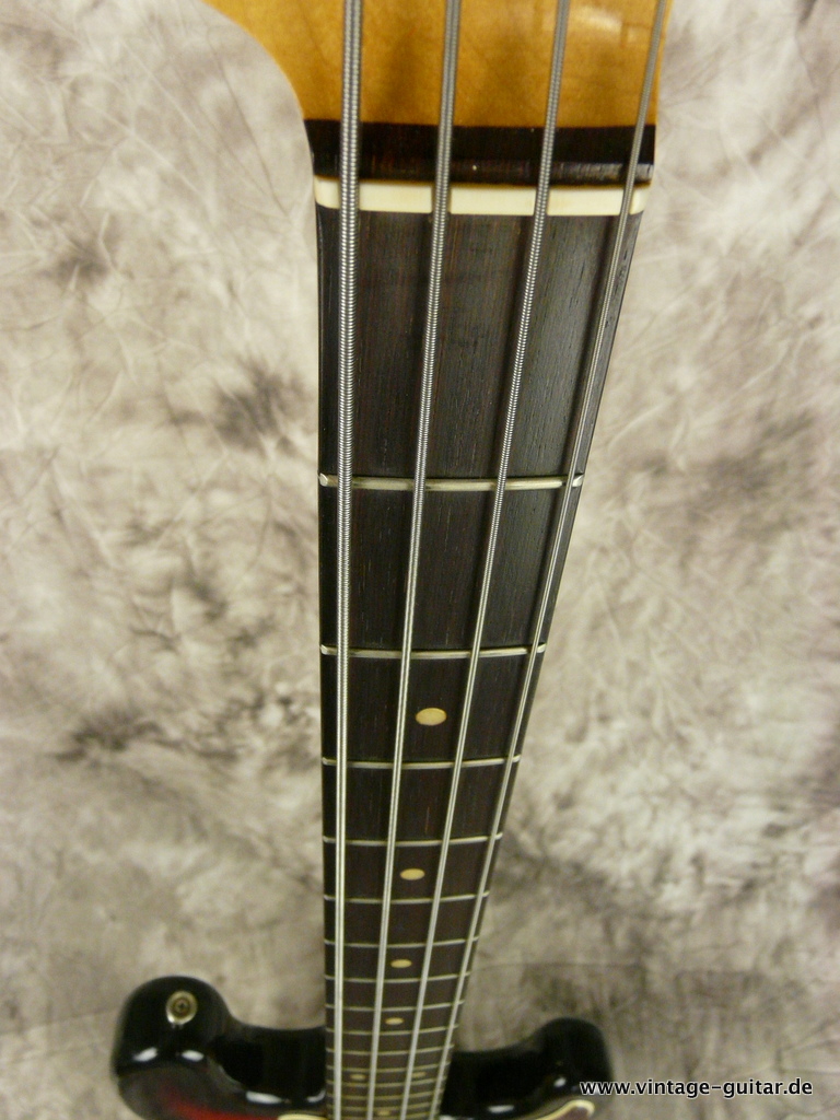 Fender-Precision-Bass-1966-sunburst-mint-007.JPG