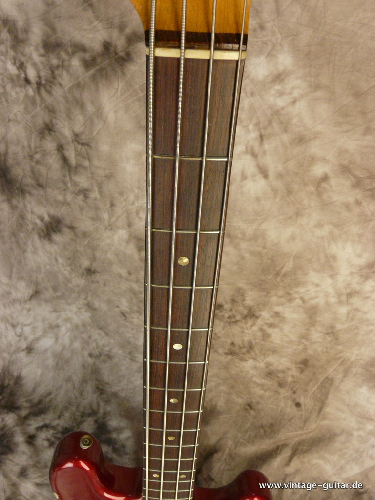 Fender-Precision-Bass-1966-Candy-Apple-Red-008.JPG