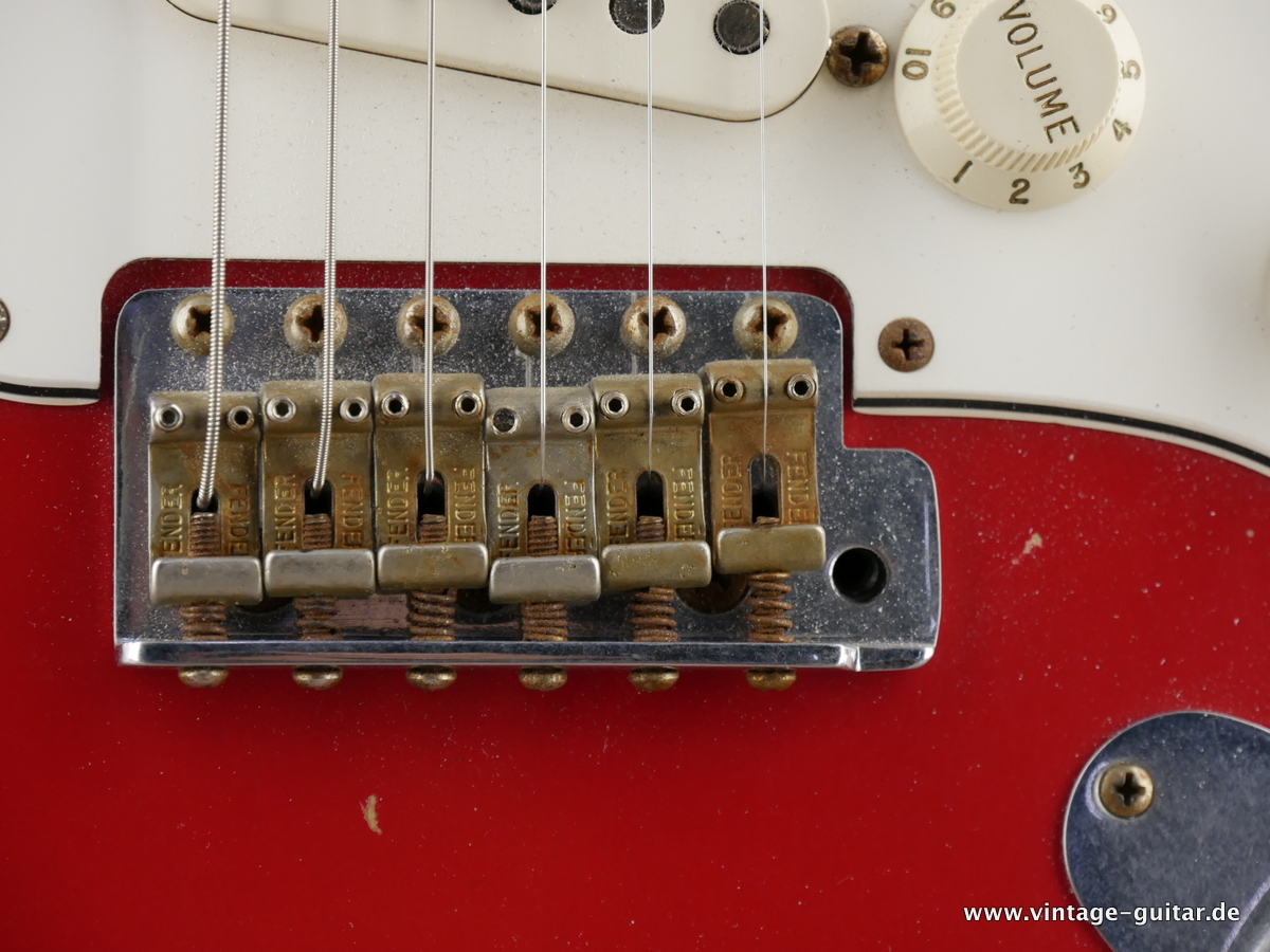 Fender_Stratocaster_custom_shop_limited_edition_seminole_red-011.JPG