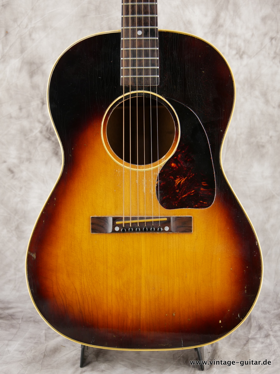 Gibson_LG2_sunburst_1954-003.JPG