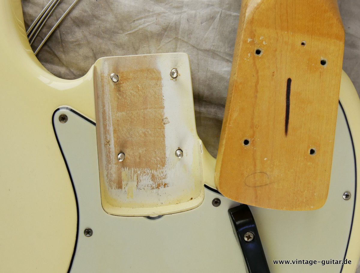Fender-Jazz-Bass-1964-Olympic-White-matching-headstock-021.JPG